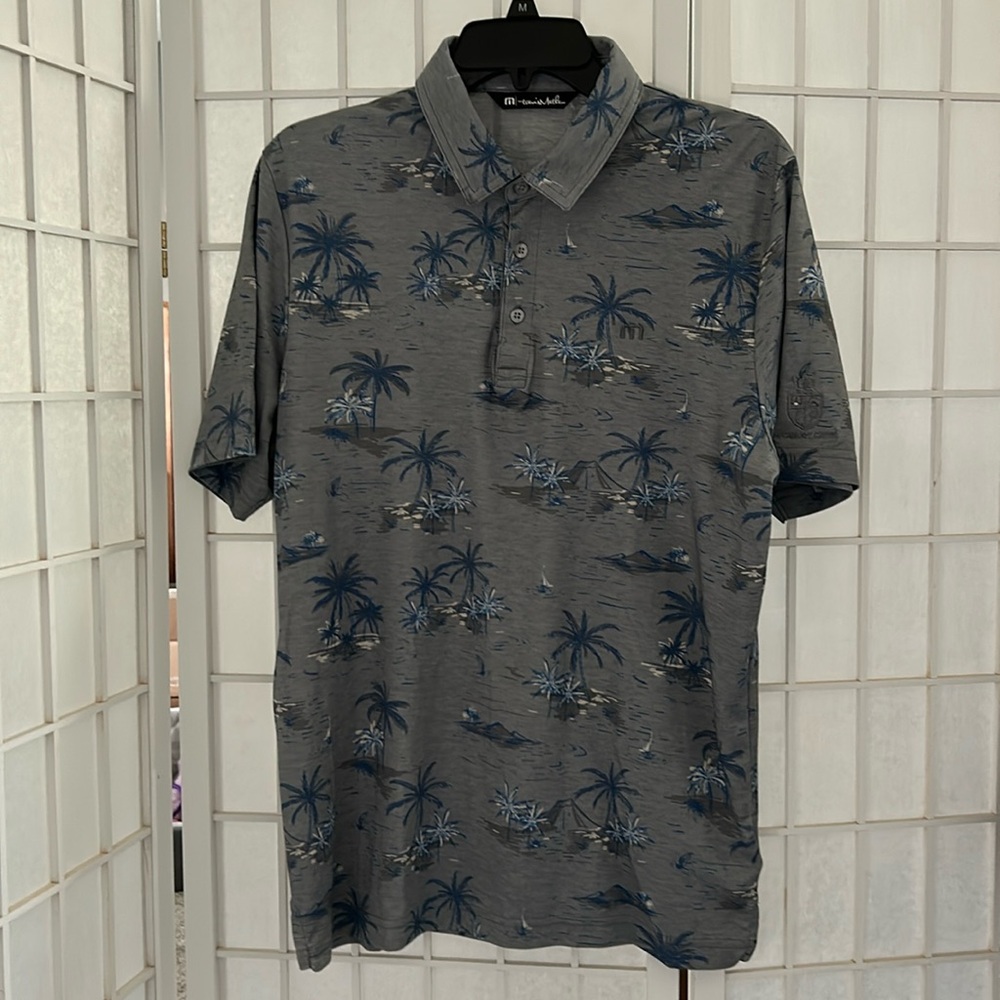 Travis Mathew Golf Shirt. Size M.